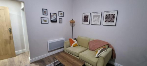 Beautiful Flat - Great Location - Perfect for Long Stays
